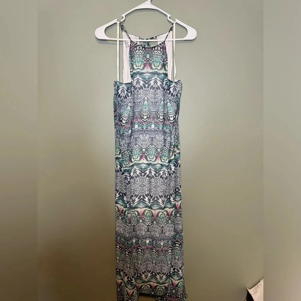 Donna Morgan Women’s Geometric Blue‎ White Sleveless Halter Maxi Dress Size 10